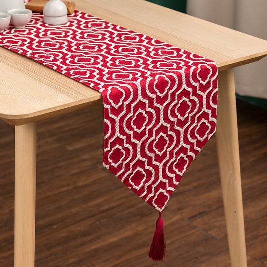 Elegant linen and cotton table runner with triangular ends 32x220cm