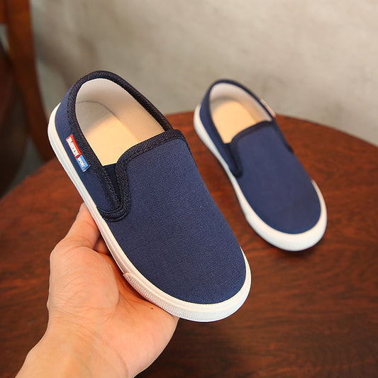 Soft casual shoes for boys and girls 