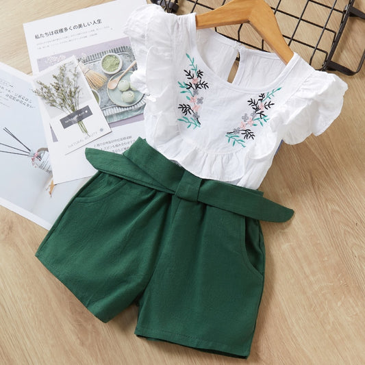 2-piece light flower pattern blouse and shorts set for little girls